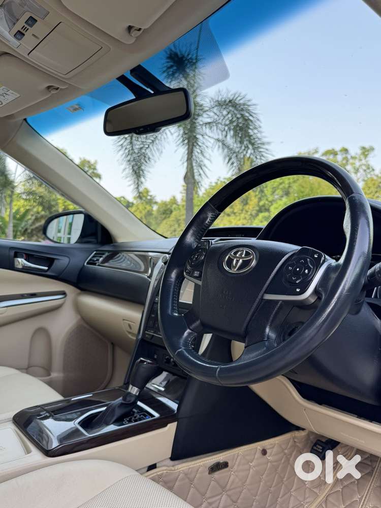 Toyota Camry Hybrid, 2017, Petrol