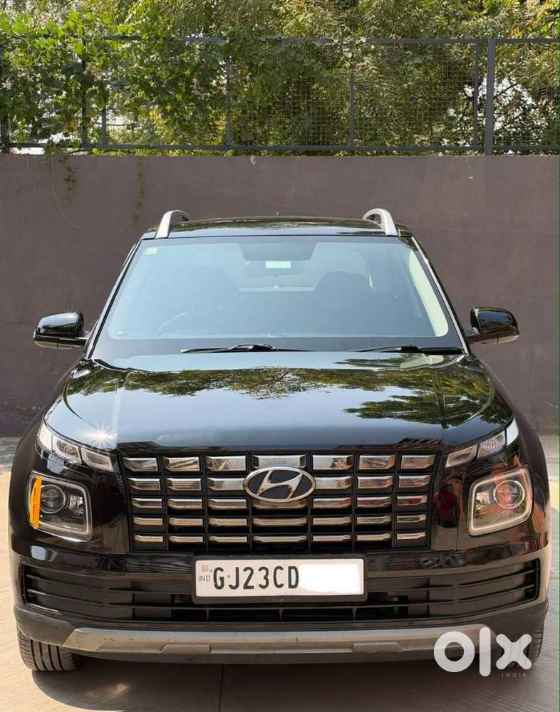 Hyundai Venue 1.2 S (o), 2022, Cng & Hybrids