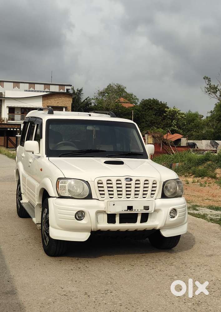 Mahindra Scorpio S8, 2006, Diesel