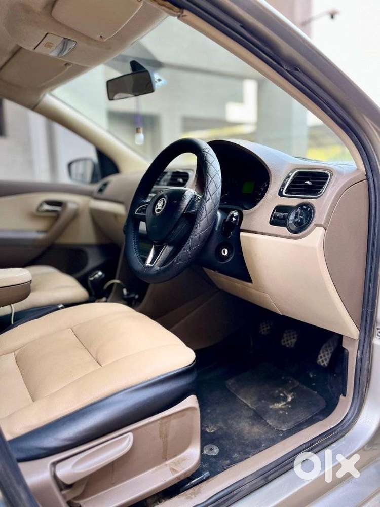 Skoda Rapid Elegance 1.6 Tdi Cr Manual, 2012, Diesel