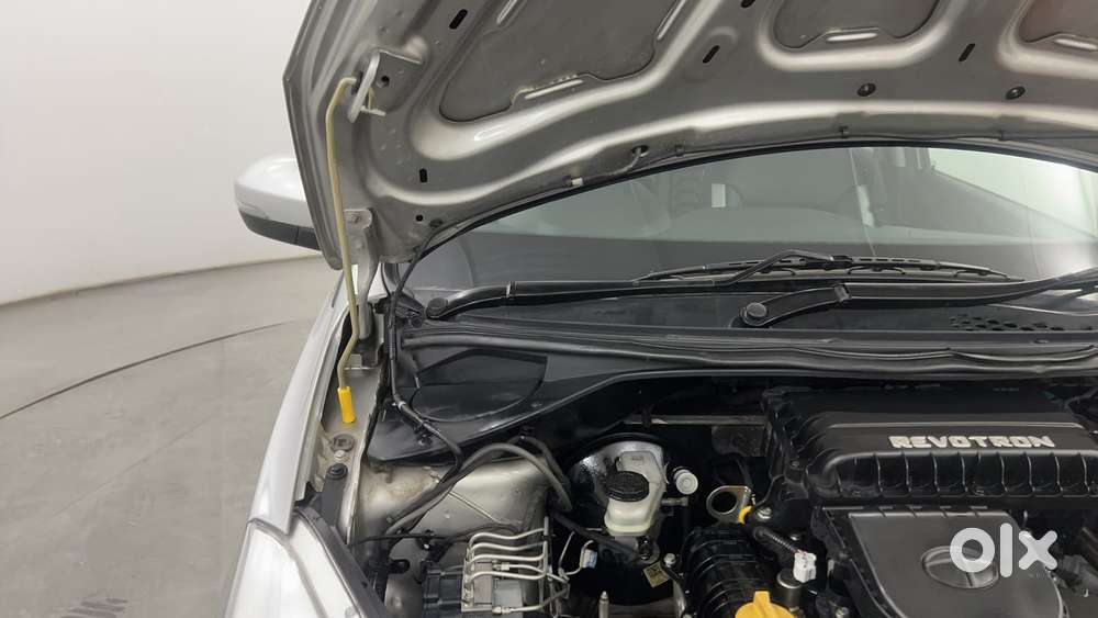 Tata Tiago Xza, 2018, Petrol