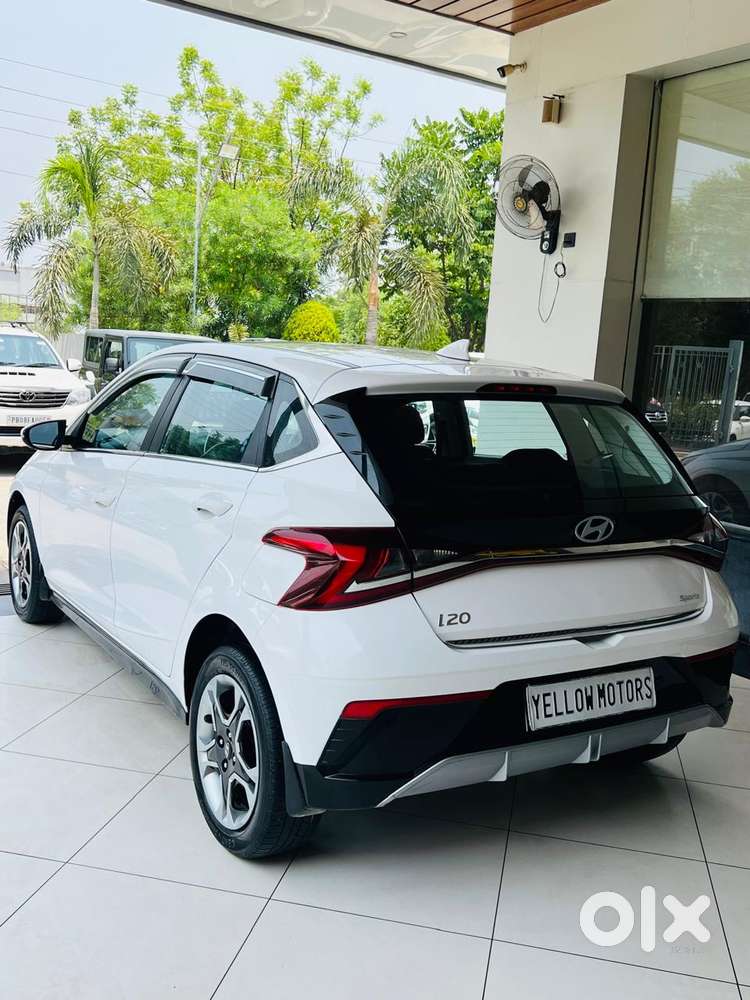 Hyundai New I20 1.2 Sportz Ivt, 2024, Petrol