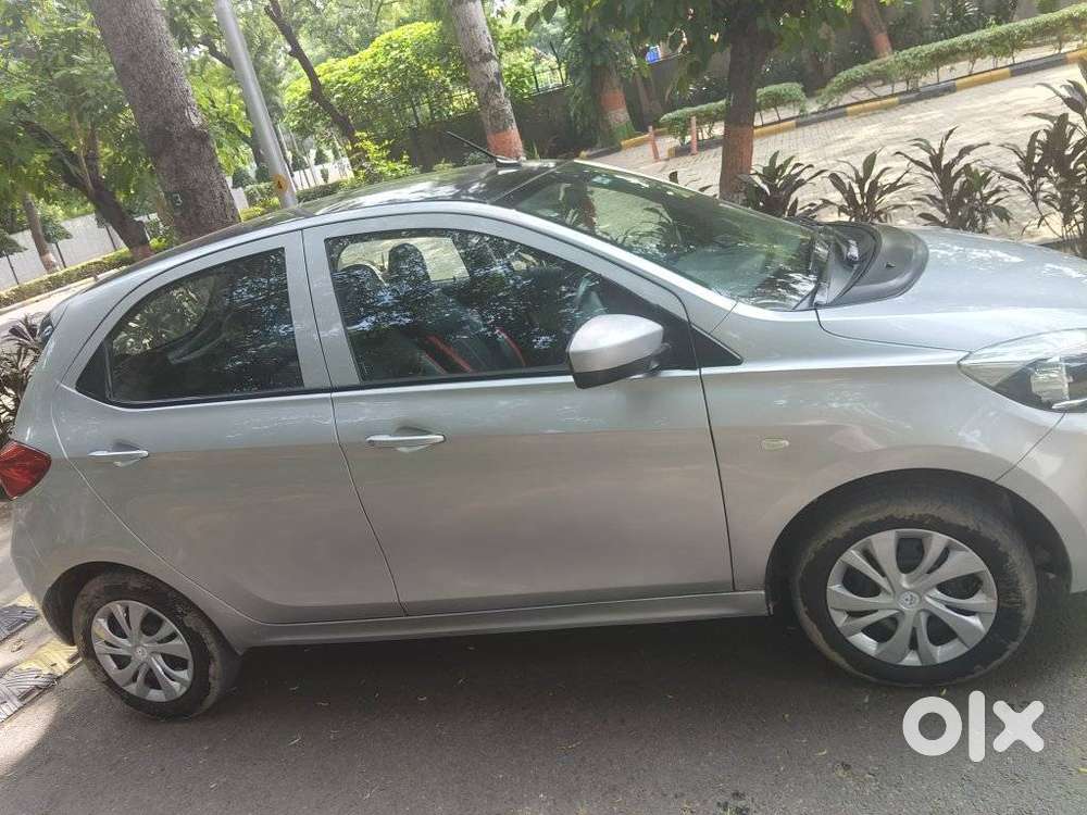 Tata Tiago 1.2 Revotron Xt (o), 2017, Petrol