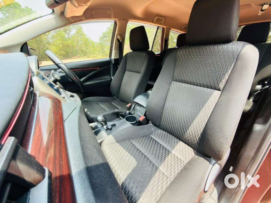 Toyota Innova Crysta [2020-ongoing] 2.4 Gx At 7 Str, 2021, Diesel