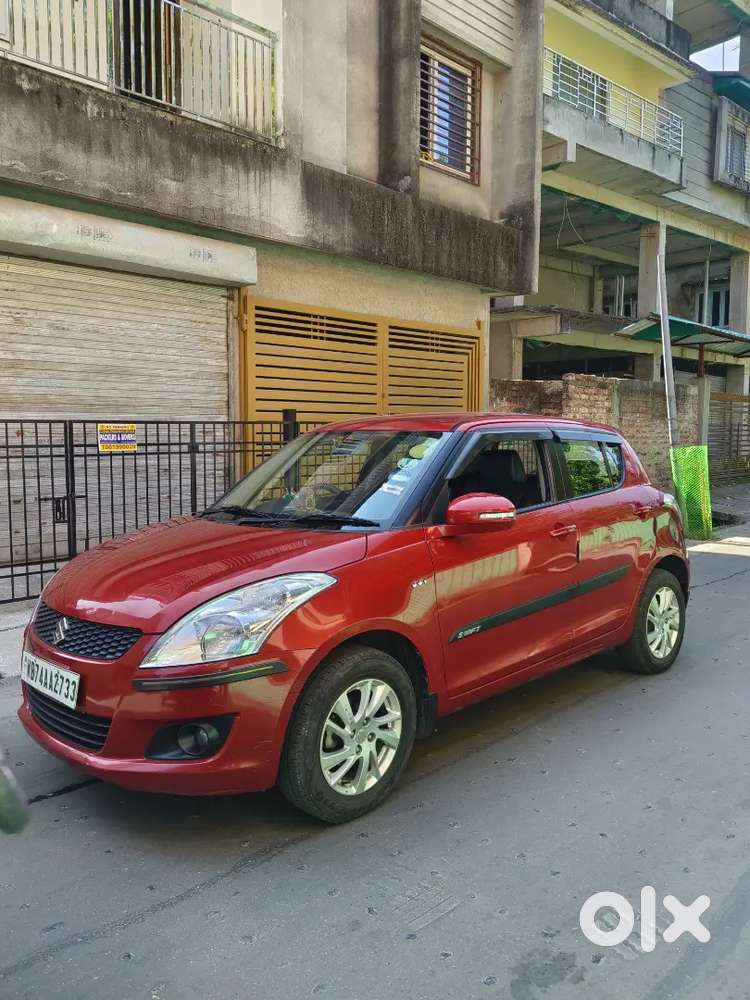 Maruti Suzuki Swift Zxi Abs  2013 Petrol