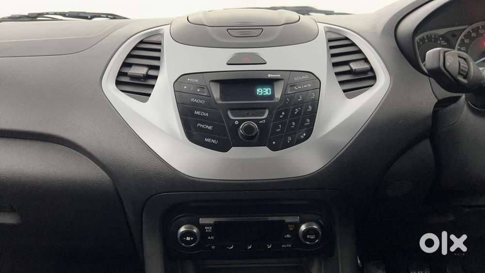 Ford Figo 2012-2015 Petrol Titanium, 2018, Petrol