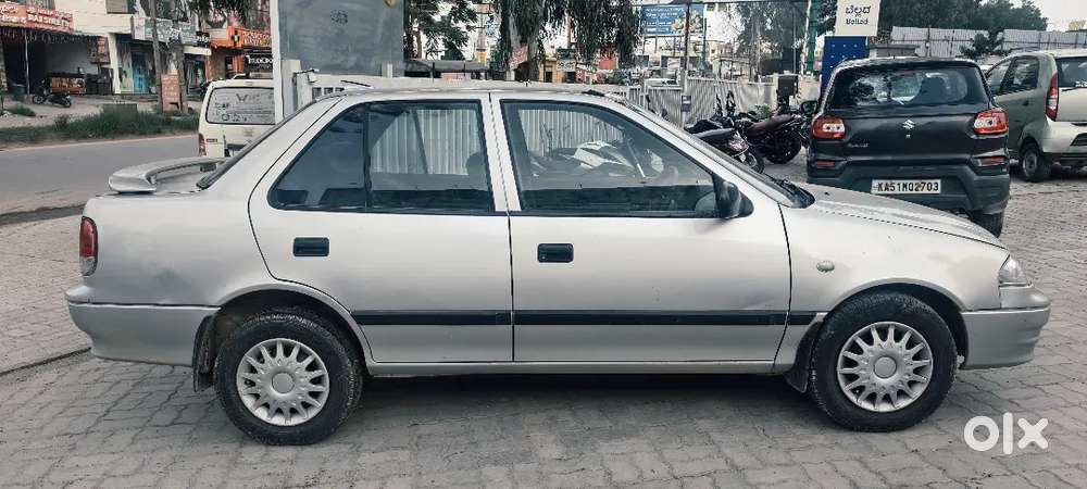 Maruti Suzuki Esteem Lxi 2005 Petrol Manual