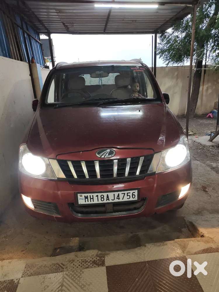 7 Seater Mahindra Quanto C8 Top Model Diesel 2015 Model