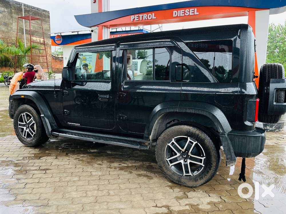 Mahindra Thar Roxx Diesel Manual 2025