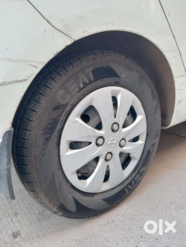 Hyundai I10 2011 Cng  Well Maintained