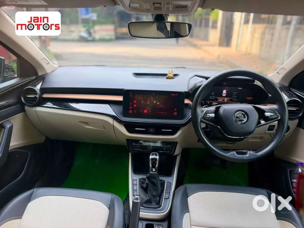 Skoda Slavia, 2025, Petrol