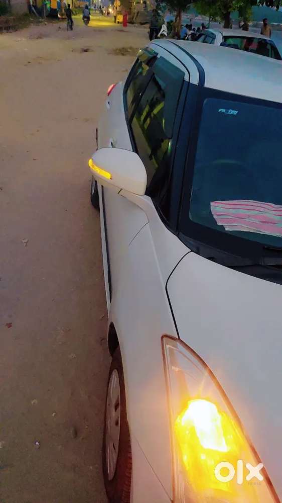 Maruti Suzuki Swift 2012