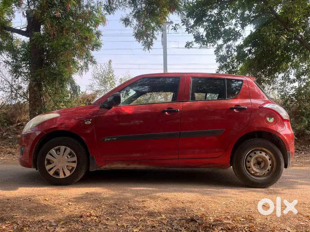 Maruti Suzuki Swift 2013 Petrol Well Maintained