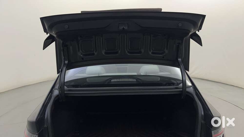 Hyundai Verna 1.5 Sx (o) Vtvt Ivt, 2023, Petrol