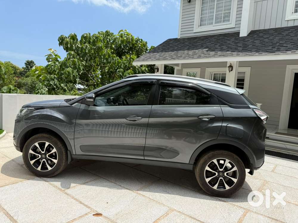 Tata Nexon Petrol 2021