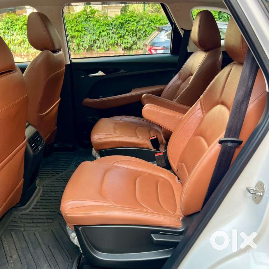 Mg Hector Plus 1.5 Sharp Turbo Cvt 6 Str, 2022, Petrol