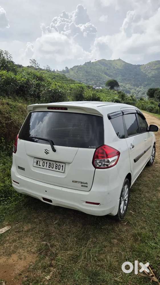 Maruti Suzuki Ertiga Zdi 2015