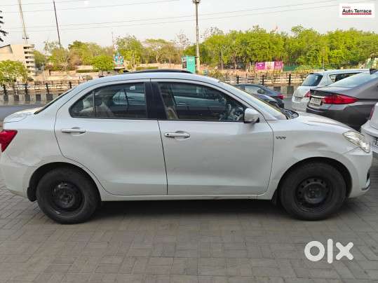 Maruti Suzuki Dzire 1.2 Vxi, 2018, Petrol