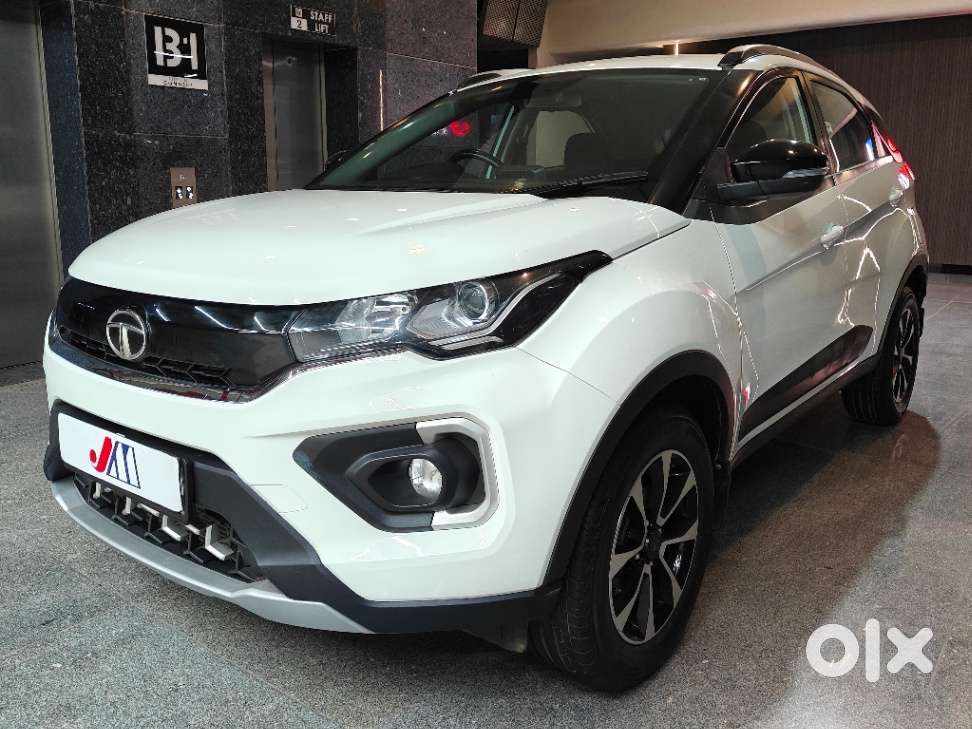 Tata Nexon 1.2 Revotron Xza Plus (o) Amt, 2021, Petrol