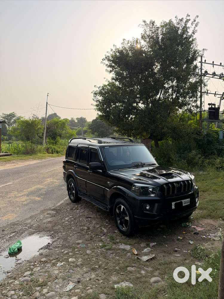 Mahindra Scorpio Classic 2021