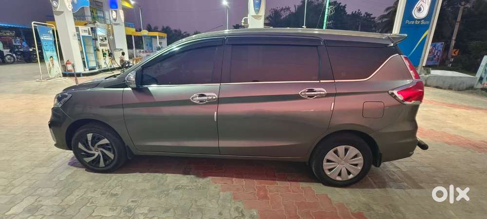 Maruti Suzuki Ertiga Vxi Shvs, 2023, Petrol