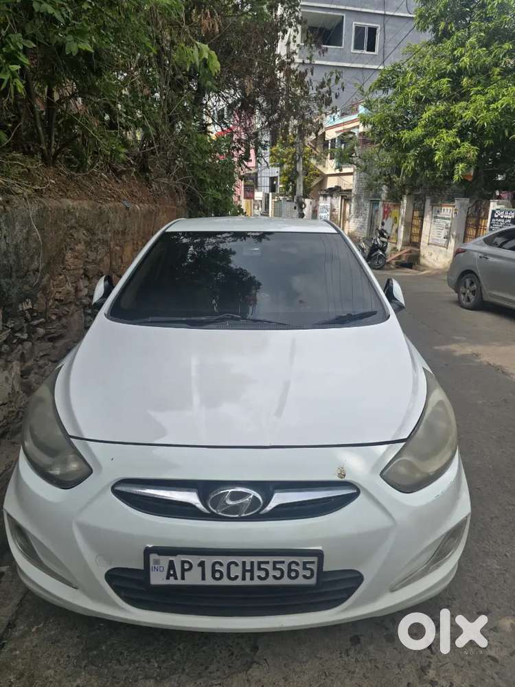 Hyundai Verna 2013 Diesel Manual Car