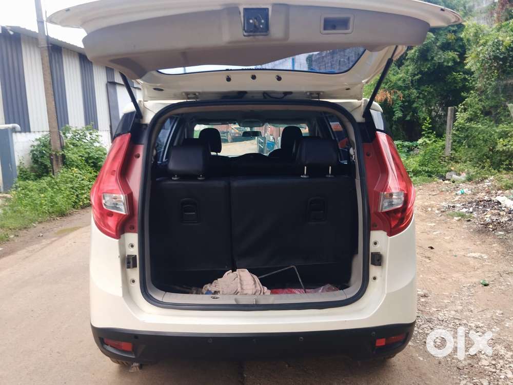 Mahindra Marazzo M6 8str, 2019, Diesel