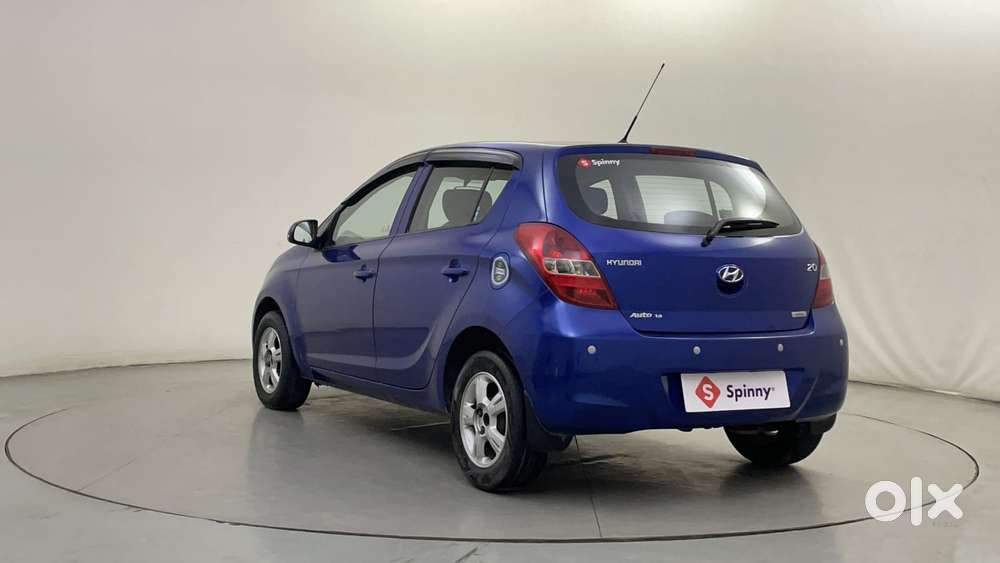 Hyundai I20 2009-2011 1.4 Asta (at), 2011, Petrol
