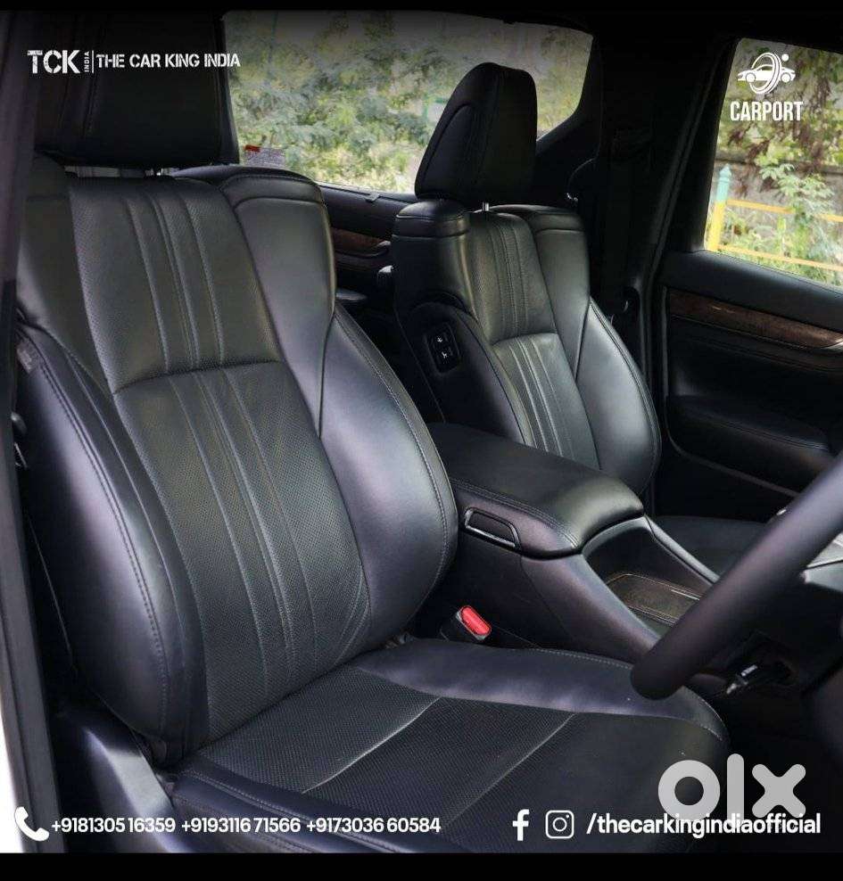 Toyota Vellfire 2.5 Executive Lounge, 2020, Petrol