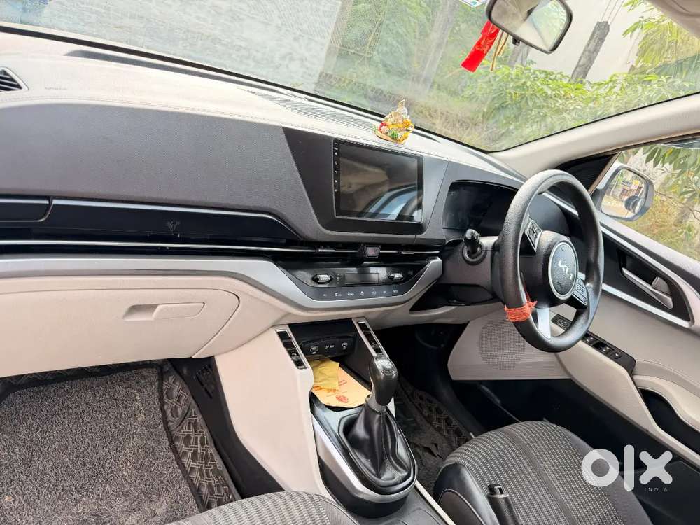 Kia Carens 2022 Diesel Well Maintained