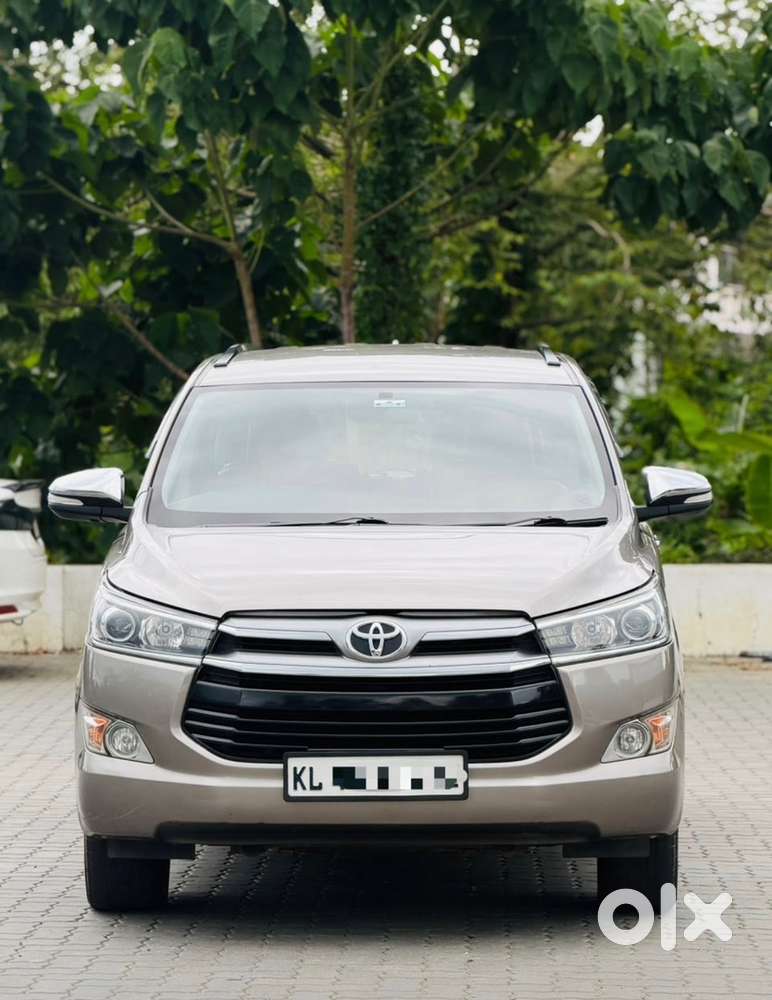 Crysta 2.8zx Diesel Automatic 2016