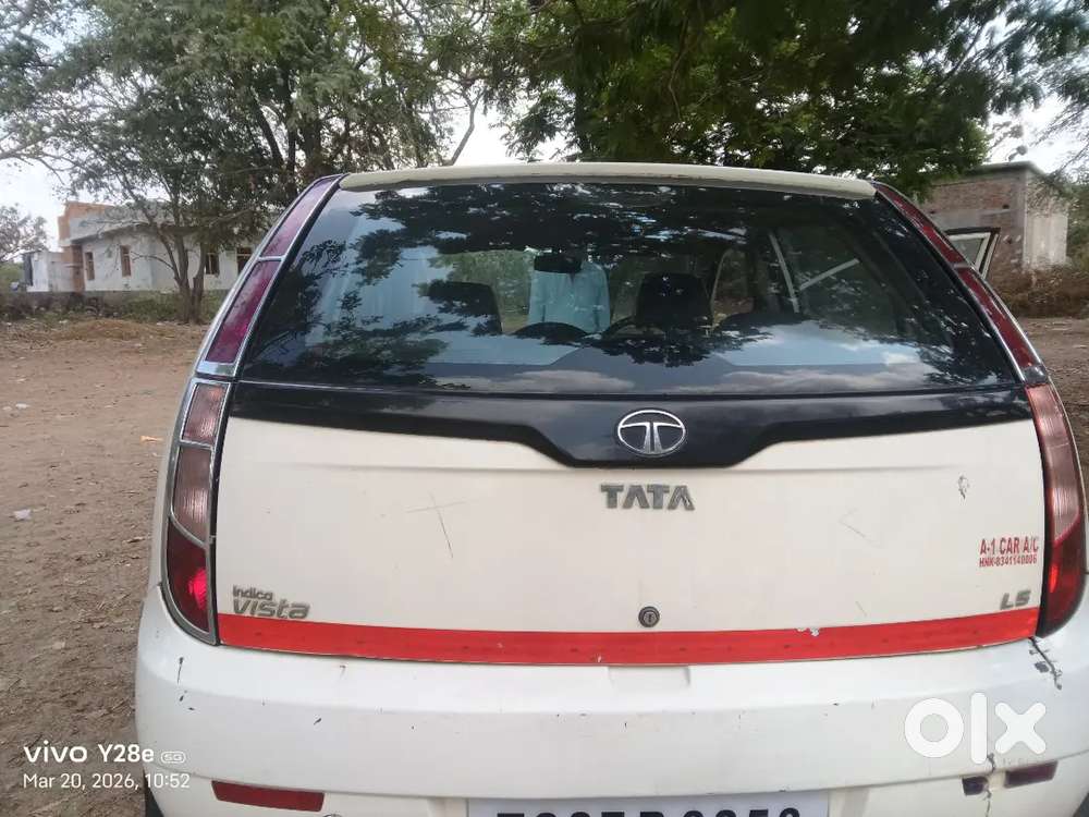 Tata Indica Vista 2012 Diesel 200466 Km Driven