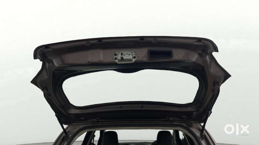 Tata Tiago 1.2 Revotron Xm, 2018, Petrol