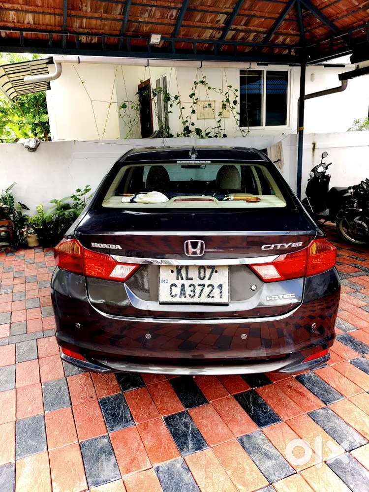 Top Milege Diesel Honda City ,well Maintained
