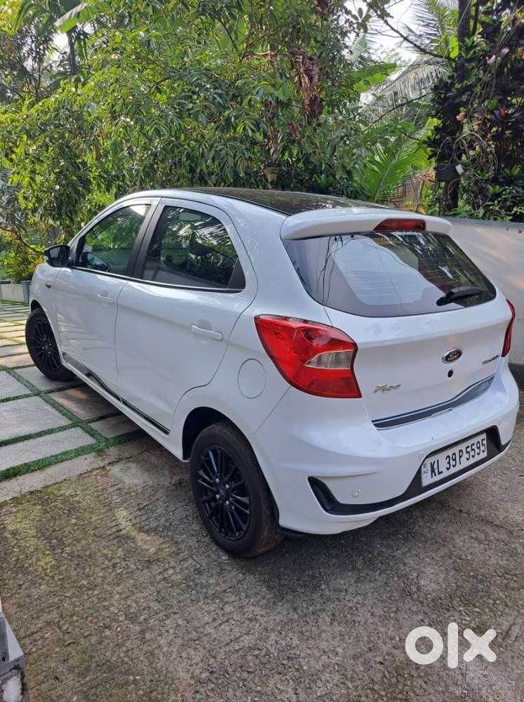 Ford Figo Titanium Blu, 2019, Petrol