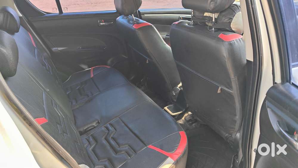 Maruti Suzuki Swift Vvt Zxi, 2017, Petrol