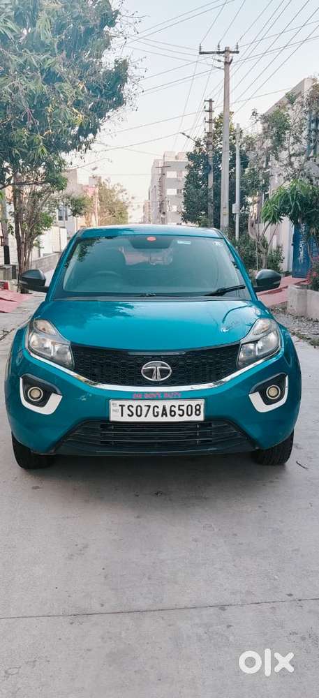 Tata Nexon 1.2 Revotron Xm (s), 2018, Petrol