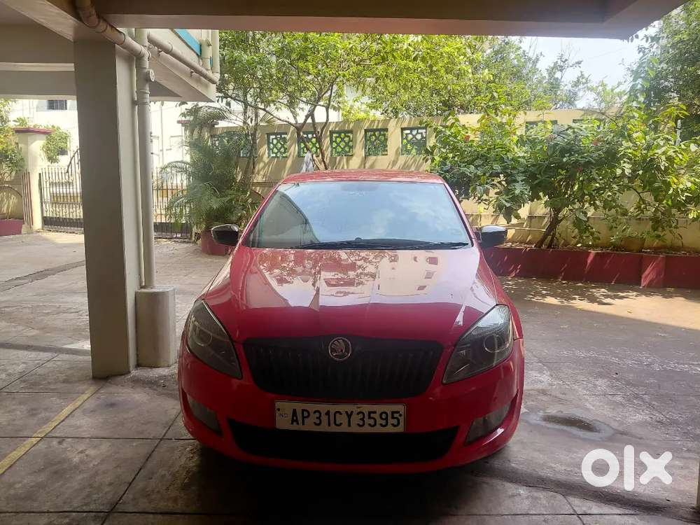 Skoda Rapid Elegance 2015 Diesel Plus