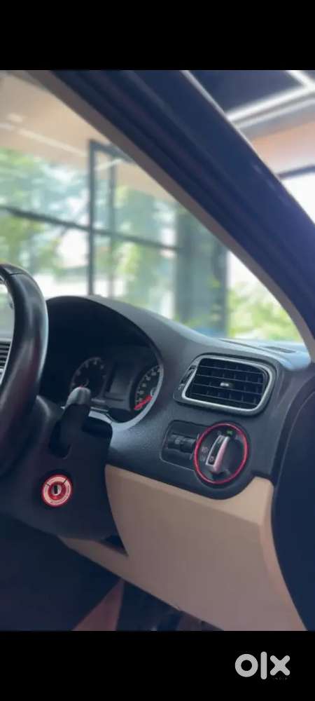 Brand New Condition Car Ameo 2016 Full Company History Service Package