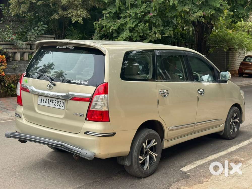 Toyota Innova 2.5 Vx 7s 2014 Model 2nd Owner In Pristine Condition!