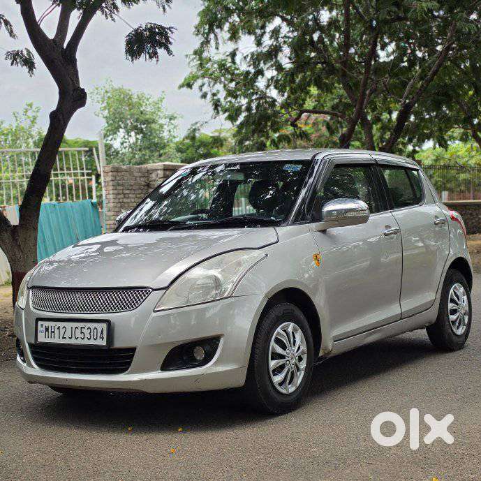 Maruti Suzuki Swift Vxi With Abs, 2012, Petrol