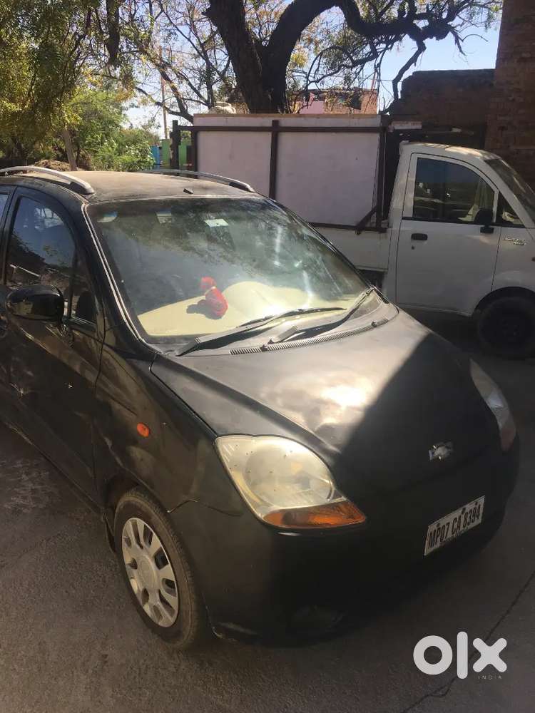 भिंड में रखी है गाड़ी की कंडीशन बहुत अच्छी है Ac चालू है टायर भी नए है