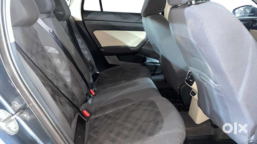 Skoda Slavia 1.0 Ambition Tsi At, 2023, Petrol