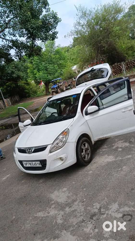 Hyundai I20 2011 Petrol Well Maintained