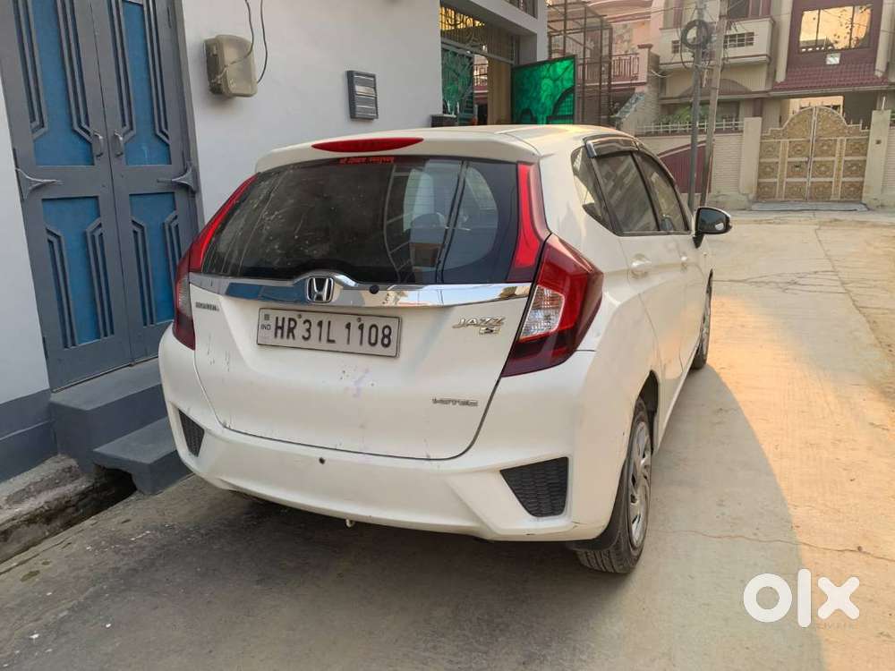 Honda Jazz S At 2015