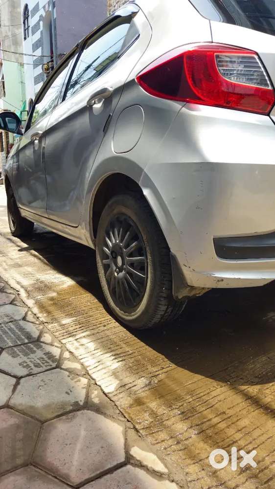 Tata Tiago Xt 2021  1st Owner  Only 20,000 Kms Driven!