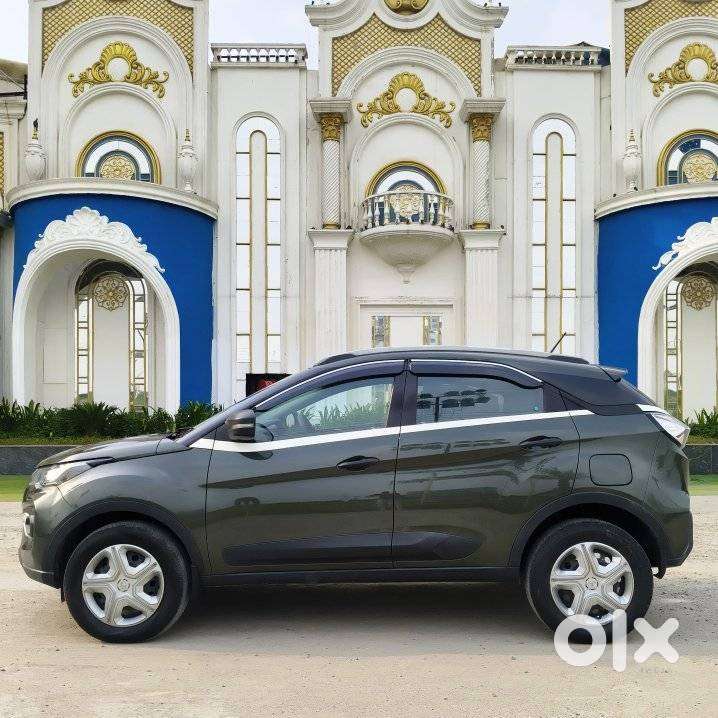 Tata Nexon 1.2 Revotron Xma Amt, 2020, Petrol