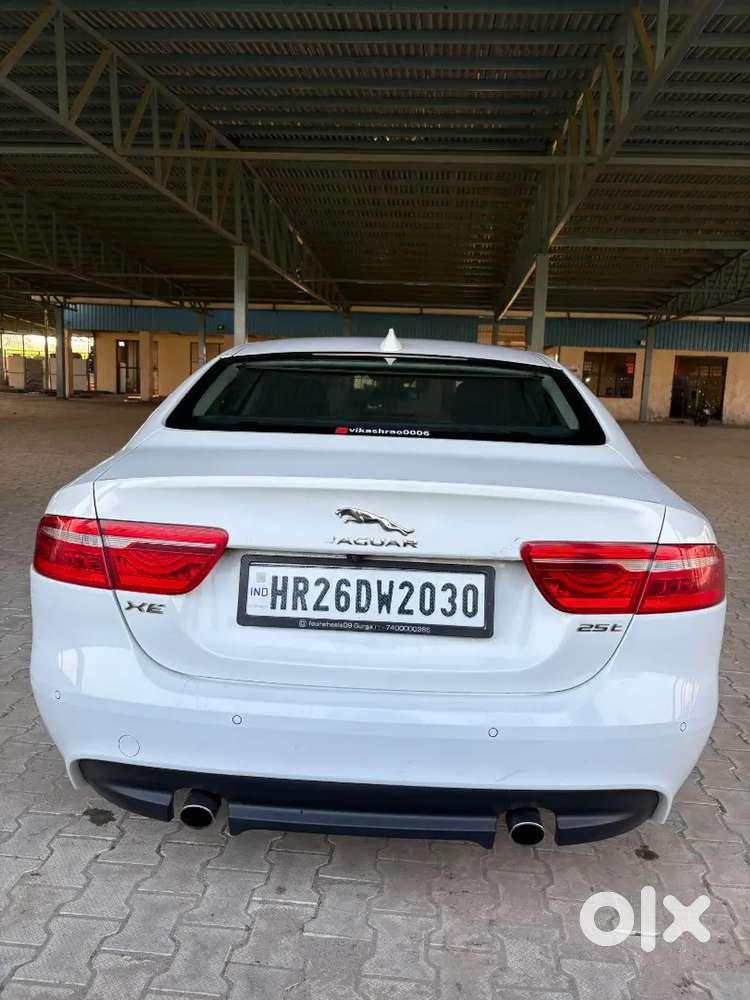 Jaguar Xe Portfolio 2019