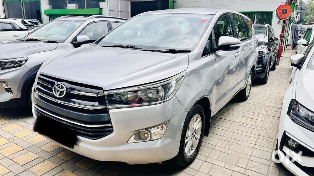 Toyota Innova Crysta 2.8 Gx At 7 Str, 2016, Diesel