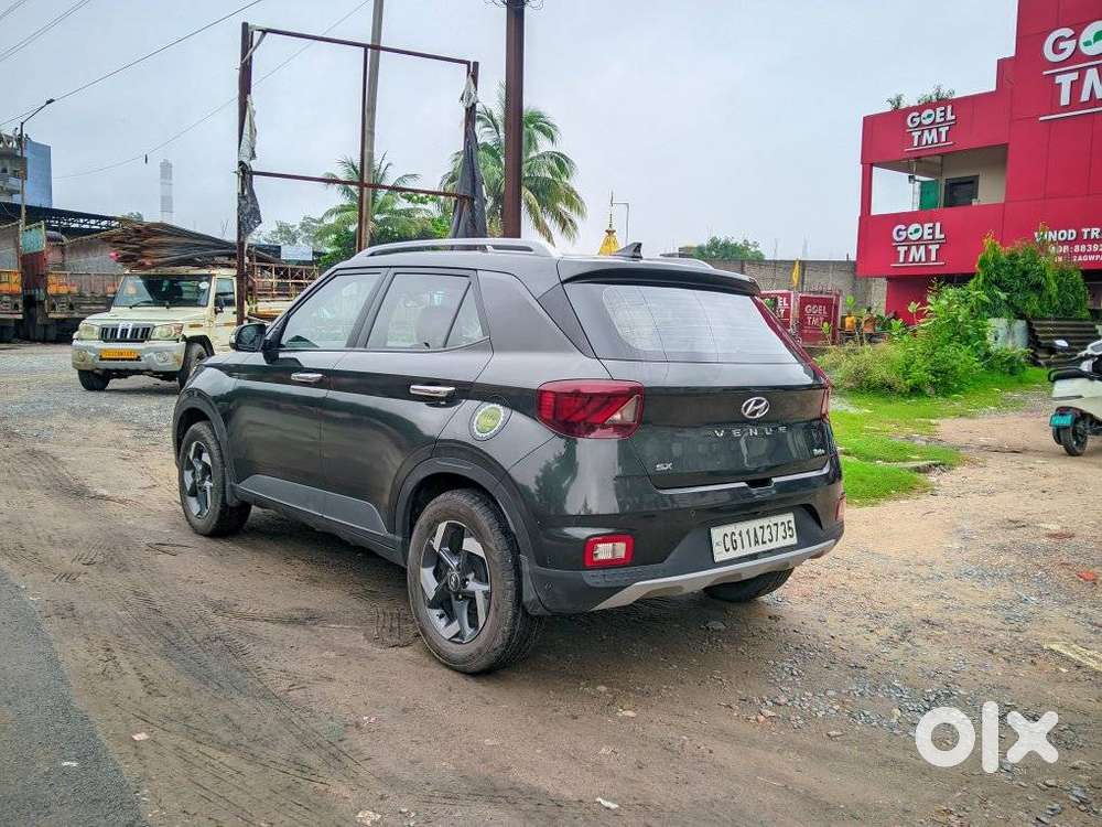 Hyundai Venue, 2021, Petrol